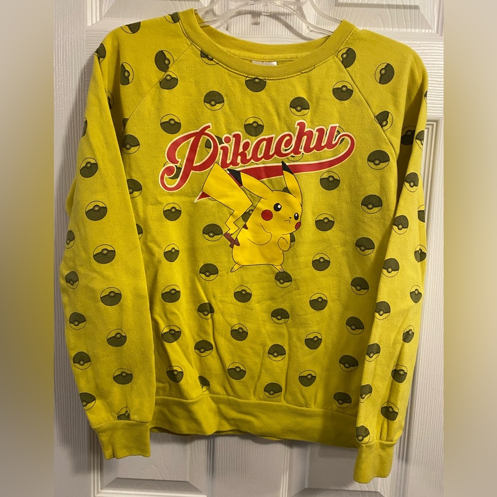Child’s Yellow Pikachu Pokémon Pokeball sweater pull over youth XS